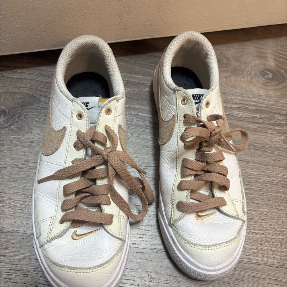 Nike Blazers 77 low